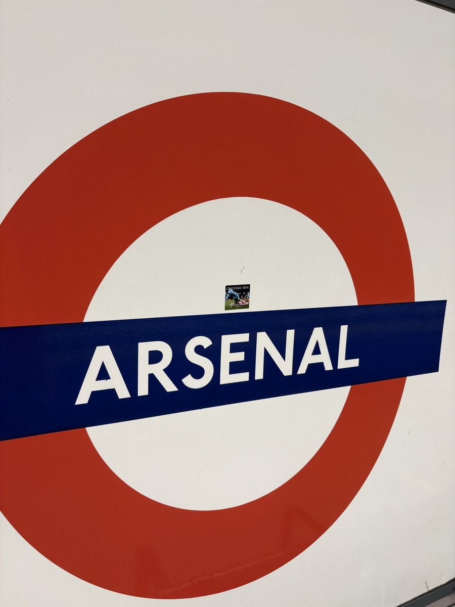 VinceStervy's tweet photo. Plus beau week-end de ma vie de Gunners ! ❤️🤍🏆 https://t.co/P4kBBwfoCV