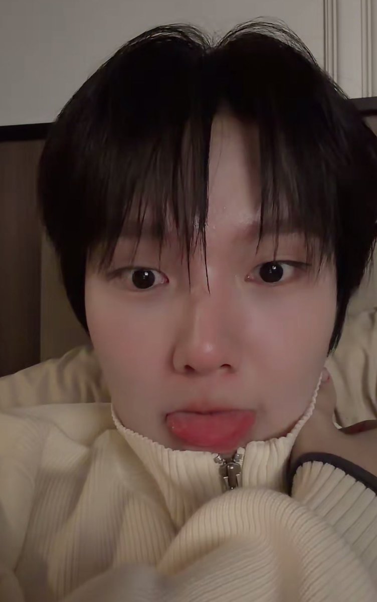 butterrson1's tweet photo. 💬: ไปนอนแล้วน้าา
🐰: ไปเลยย ฮื้ออ 👁️👅👁️

// ดื้อมาก5555555556665565

#nampingster https://t.co/gT4M5V73Fz