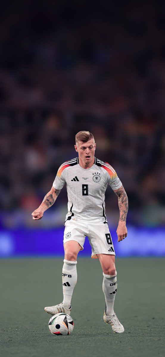 Footbal_Edit_HD's tweet photo. └📂 #Germany 🇩🇪
└📂 Toni #Kroos
➣ @Footbal_Edit_HD https://t.co/QYadnszW5S