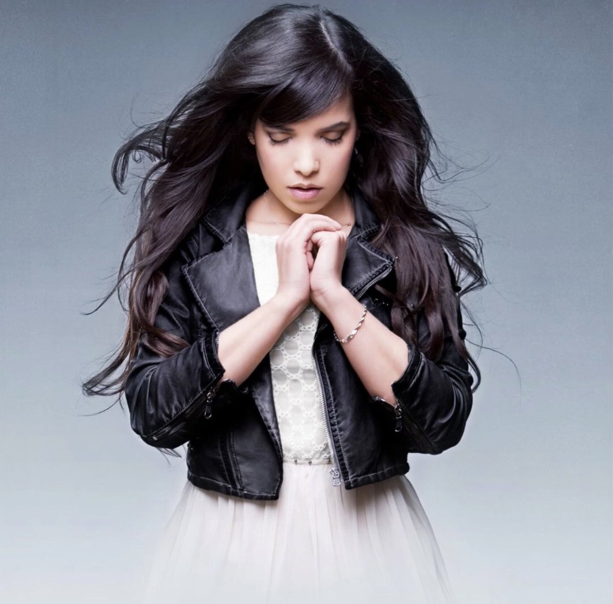 Indila Supremacy tweet media