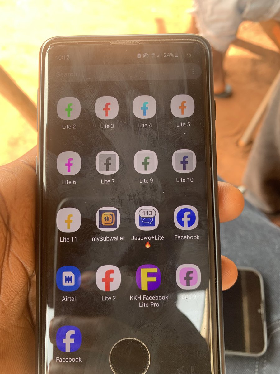 ISHIMGOAT's tweet photo. @socetyhatesjay Bomb Favebook boy this apps and bomb you go add tire no restrictions . 
Old Facebook available https://t.co/6mP2nEle2r