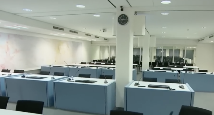 Crimesite's tweet photo. Jonge hoofdverdachte liquidatiezaak Eftermid afwezig https://t.co/xpDPUlF5t2 https://t.co/wzbUxQi5T1