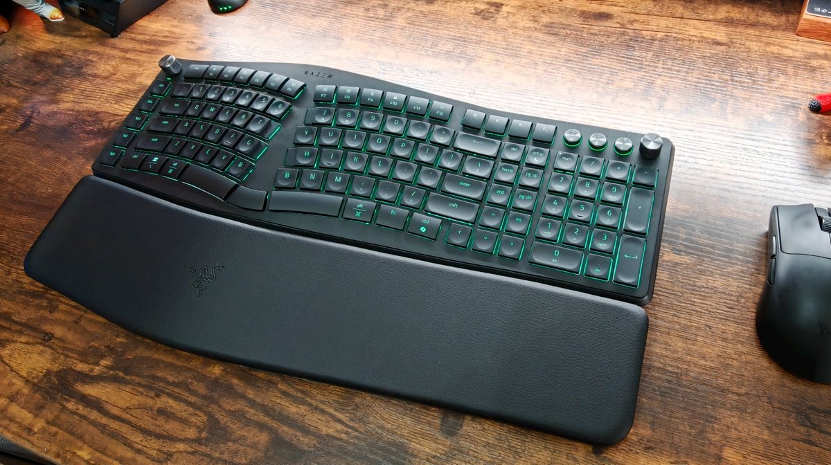 onetech_es's tweet photo. Razer Pro Type Ergo, análisis: un gran teclado ergonómico, pero no para cualquier usuario https://t.co/ibw8u8aDui @RazerES @Razer 

#teclados #ergonomia #razer https://t.co/CpznVkxgP4