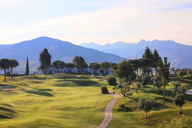 glencorgolf's tweet photo. The beauty of staying at La Cala Golf Resort is the choice ⛳

3 courses, stunning views + the flexibility to enjoy a different challenge each day.

Plus, 2027 rates are now online... 👀

https://t.co/pEmemhCaao https://t.co/EdvSbX7Lus