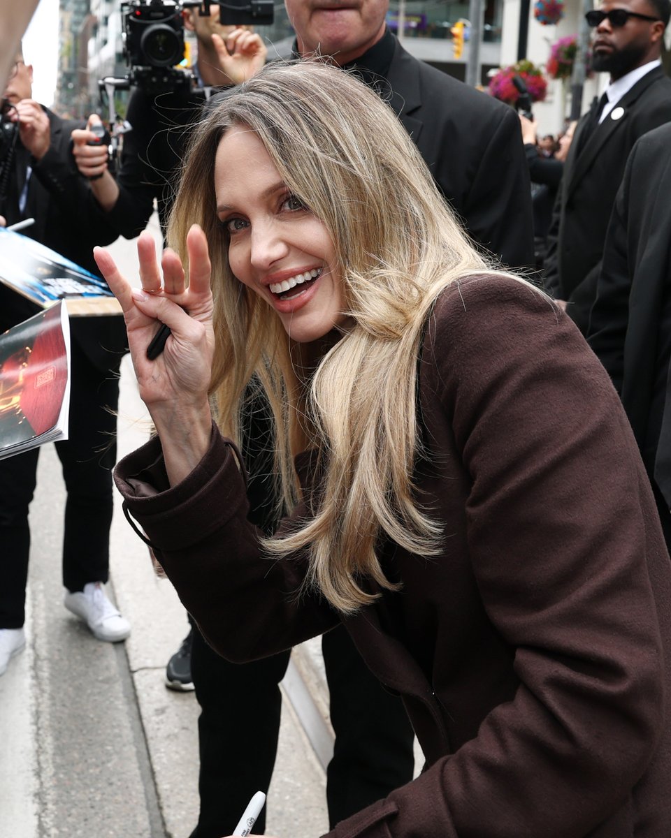 TIFF_NET's tweet photo. Feeling the love with Angelina Jolie ❤️

Looking back on the #TIFF50 World Premiere of COUTURE on her birthday today 🎂

📸 Cindy Ord/Getty Images https://t.co/MIoXeaEo52