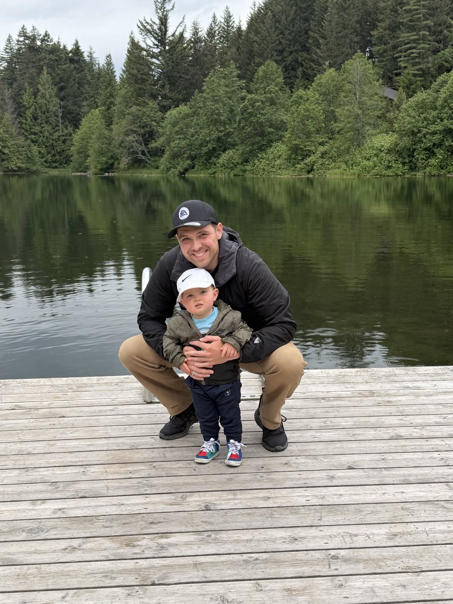 MichaelDembek's tweet photo. Every decision about the future should be made with the next generation in mind. Grateful for this time with my son, Maximilian in beautiful Whistler. 🇵🇱🇨🇦 https://t.co/DbGu2f8AqL