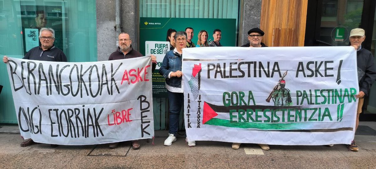 HerritarBatasun's tweet photo. Trapagaranen... BORROKAK EZ DU ETENIK JTK 🇵🇸🇾🇪🇱🇧🇮🇷🇪🇭✊✊🚩🏴 https://t.co/3B7GohnhrN
