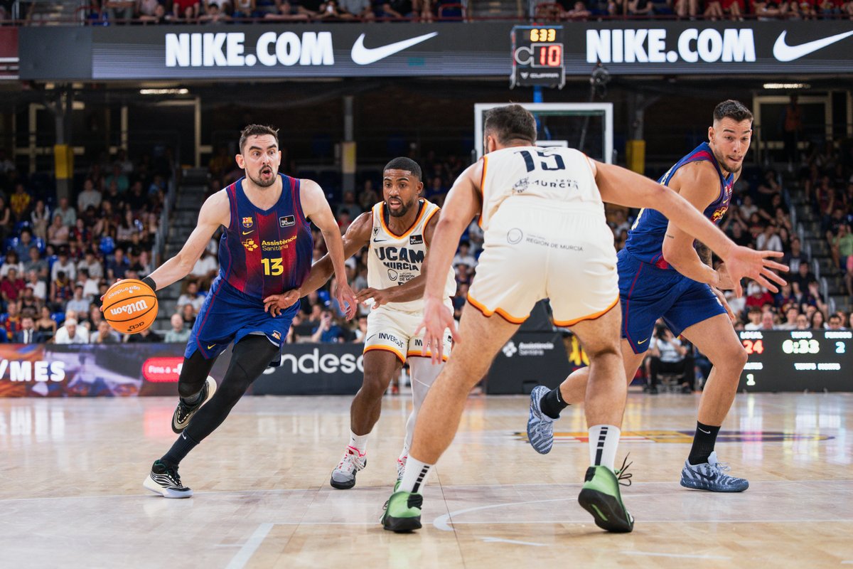 ZFichajes's tweet photo. DESCANSO en el @FCBbasket vs @UCAMMurcia 

🏀 40-43

‼️Muy buena defensa de UCAM con la zona. Si hubieran tenido más acierto, la distancia hubiera sido superior.

‼️El Barça nunca ha ido por encima en el partido.

#PlayoffLigaEndesa https://t.co/m4bxnuOKaF