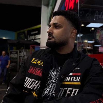 Jousefis's tweet photo. #NovaFotoDePerfil https://t.co/eTfhVxflU8