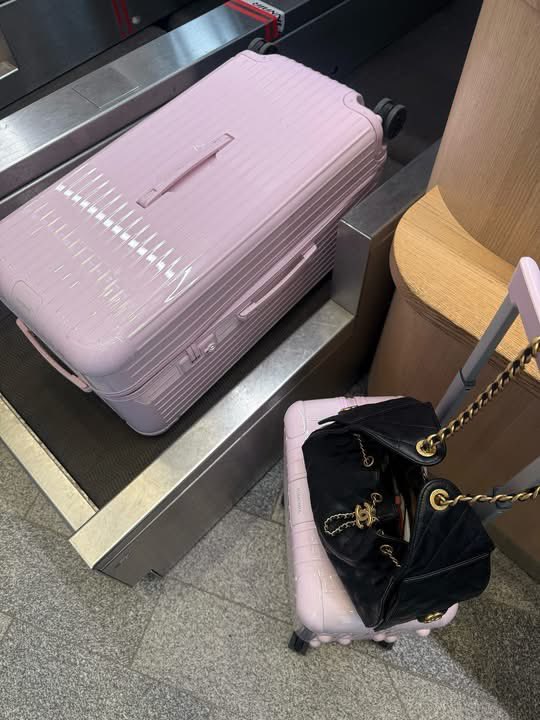 kina_Girly's tweet photo. I’m leaving my comfort zoom in 2026🕊️ https://t.co/fCO0ZhnH2F