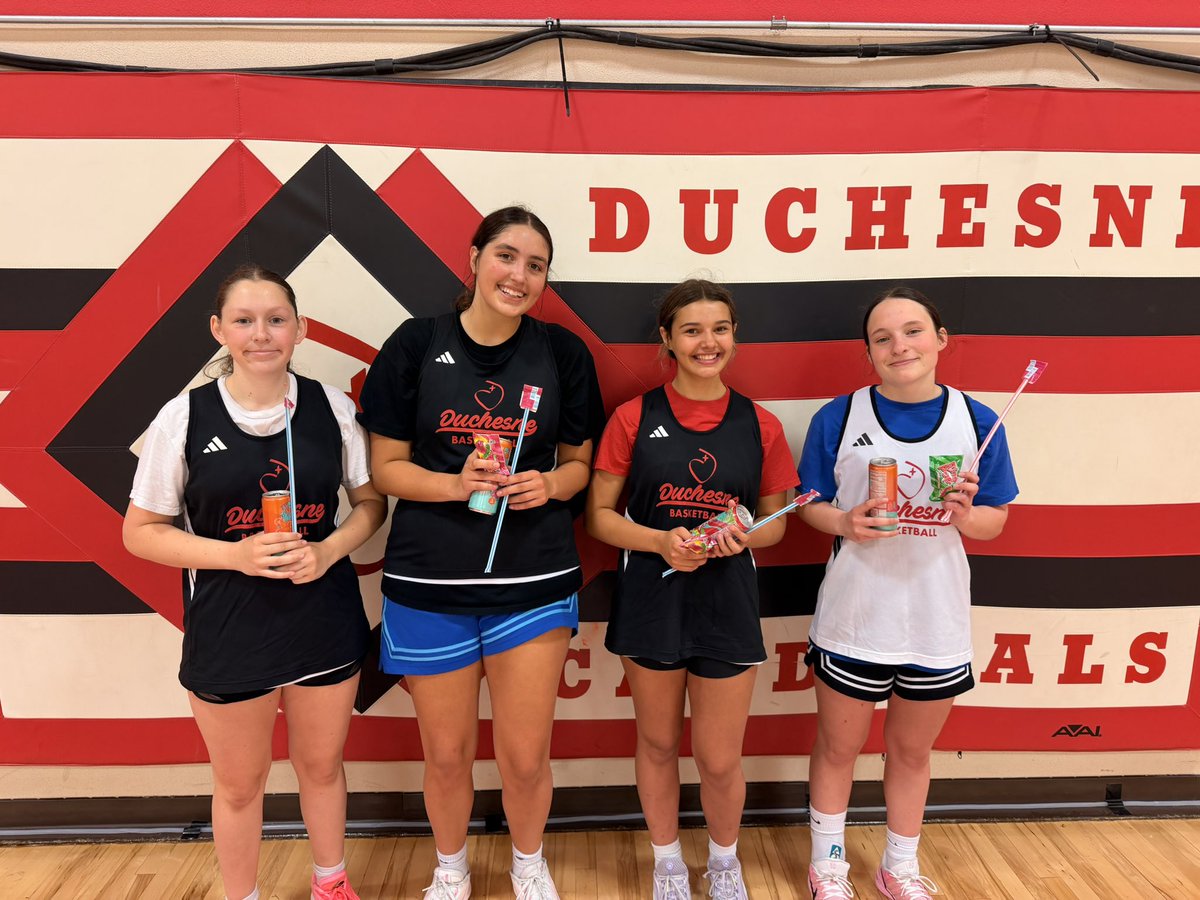 DuchesneGBB1's tweet photo. “Special Work Ethic and a Relentless Mindset”

First week of June hoops ✅

Special shoutout to our most helpful teammates: Chloe, Olivia, Avery, and Clara were voted to be the most helpful teammates by answering questions, encouraging others, and always supporting the team. https://t.co/NwUJNzDXT6