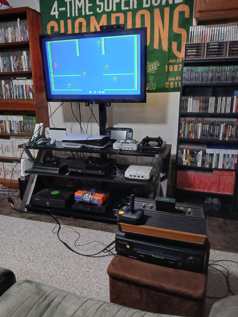 SleepAdvisor92's tweet photo. I'll be livestreaming some Atari 2600 games tonight on my YouTube channel (@Hiddenblock92) around 7:30 PM CT. 

Come have some fun! 
https://t.co/OaMmoGFSrt https://t.co/d23260vjm8