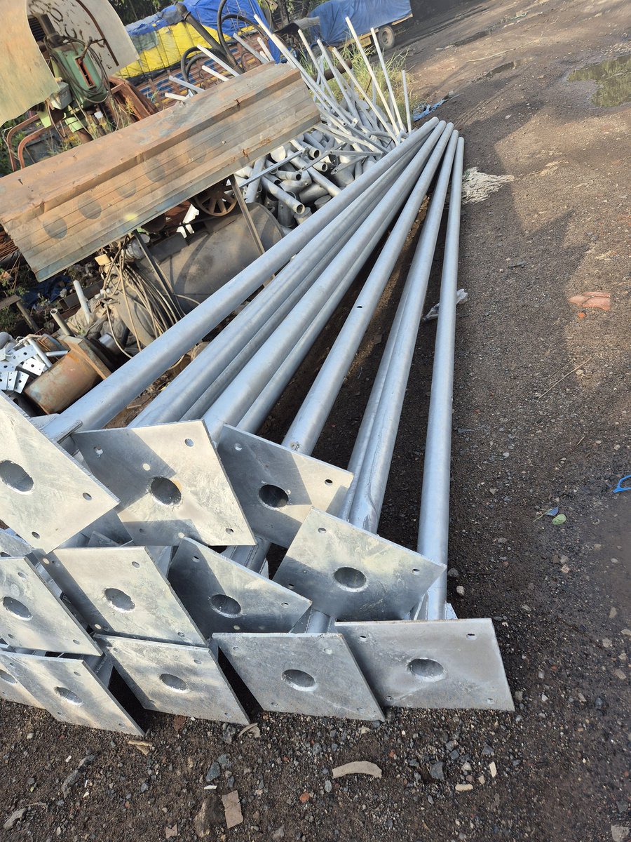 Jpindustries95's tweet photo. #SolarEnergy #SolarProjects #SolarPole #FoundationBolt #AnchorBolt #SolarStructure #RenewableEnergy #IndustrialFasteners #HotDipGalvanized #Infrastructure #SolarPowerPlant #FastenerManufacturer #JPIndustries #Ghaziabad #MakeInIndia https://t.co/mRIeCV9rf2