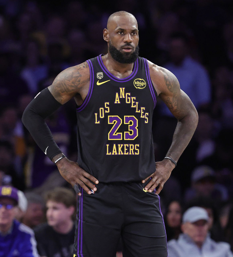 Lakers Lead tweet media
