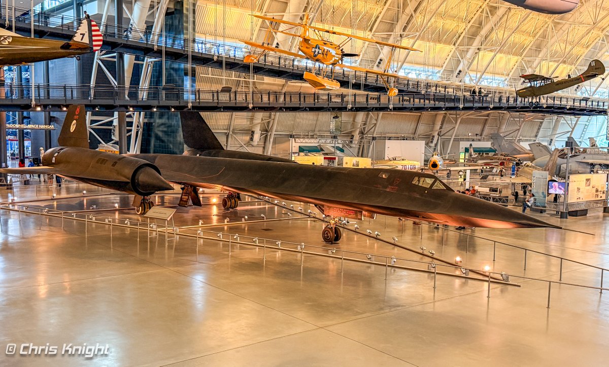 ChrisKnight's tweet photo. Lockheed SR-71 Blackbird cruised faster than Mach 3 and at altitudes exceeding 85k feet. Amazing bird, from this week at the Udvar Hazy Center in Virginia near Dulles International. https://t.co/bGwQ8s9TwR