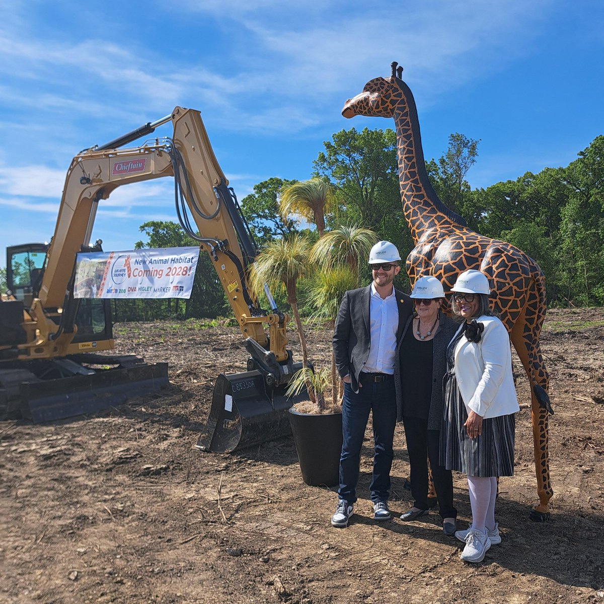 SummitExecutive's tweet photo. 🦒 It was a pleasure to attend the Lehner Family Foundation Giraffe Journey's groundbreaking this morning at the Akron Zoo!

This 9.25 acre project will feature ostriches, wildebeests, storks, and giraffes. The best part? Visitors will be able to feed the giraffes year-round! https://t.co/XasPOHWN6A