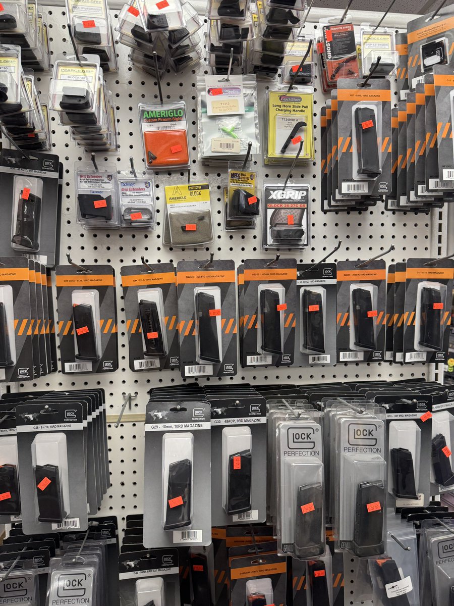 OnTargetUS's tweet photo. A little bit of everything. 👀🔥

New arrivals. Customer favorites. Hard-to-find finds. Unexpected gems.

You never know what you’ll discover when you stop by On Target Training.

Come in, browse around, and see what’s new in the shop. https://t.co/8A5Oi9OY8R