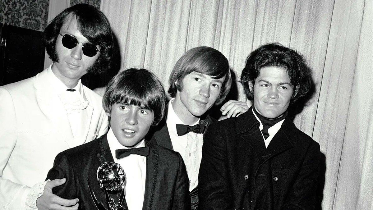 MusicBeat5's tweet photo. June 4, 1967 The Monkees won the Emmy Award for Outstanding Comedy Series at the 19th Primetime Emmy Awards ceremony. #Music https://t.co/Tm5is5A54M