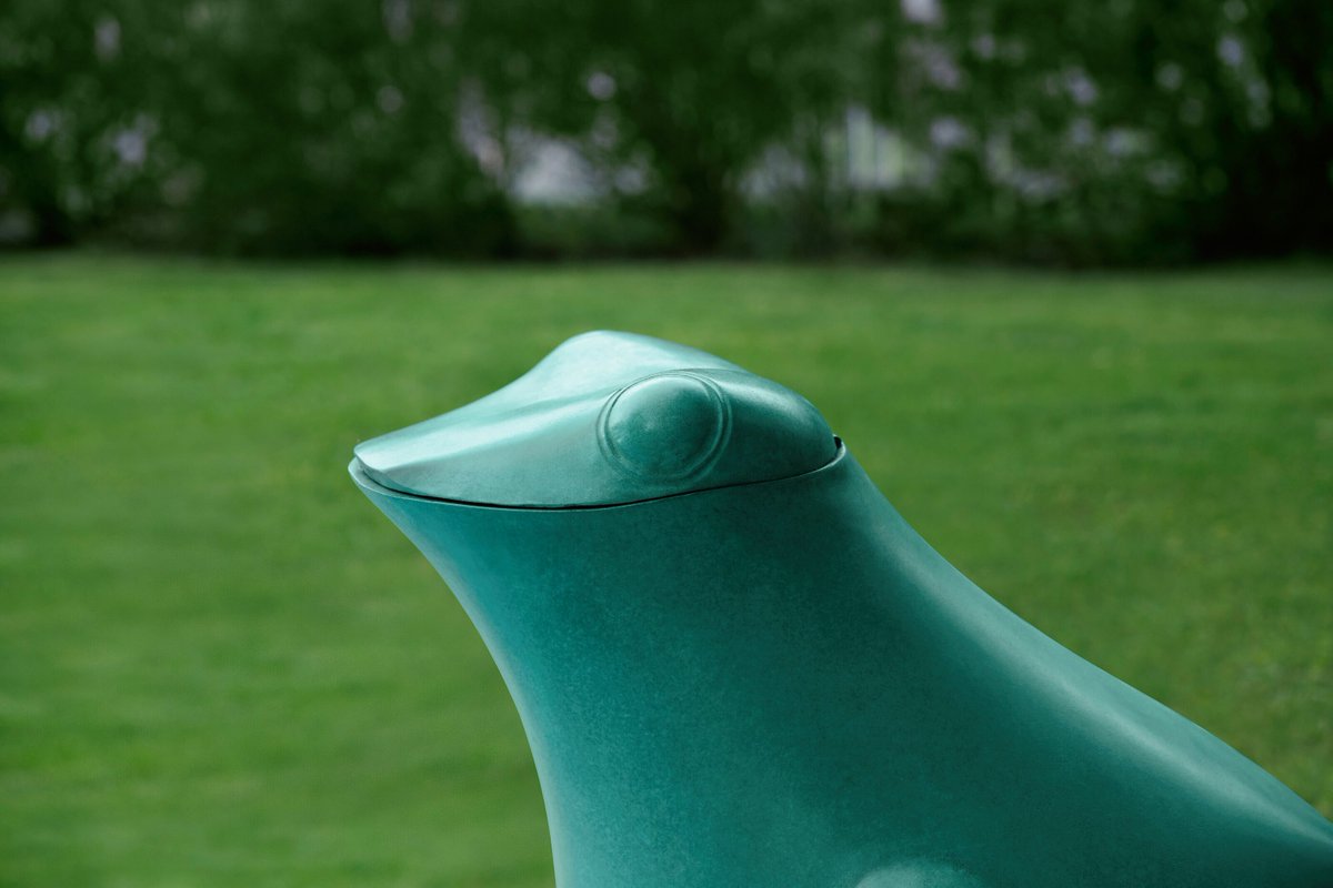 iohndee's tweet photo. François-Xavier Lalanne (1927-2008) -  Four 'Grenouille' [Frog] Fountains - 1981 - patinated bronze - each frog: 15 3/4" x 21 1/16"  x 23 5/8" (40 x 53.5 x 60 cm) - Commissioned from the artist by Alexandra Marshall - Private Collection https://t.co/XuMM6WoMxY