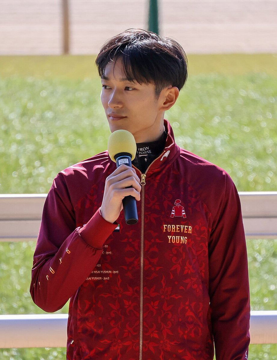 keiba_info_club's tweet photo. 坂井瑠星

ムチで吉田裕に乳首ドリルを披露し

「乳首ドリルが一番の見せ場だと思っていたら、最後にとんでもないことになった。徹夜で勉強したんで。もう怖い物はないです」
https://t.co/eO52xOZ4vO https://t.co/tc4QxkBrlw