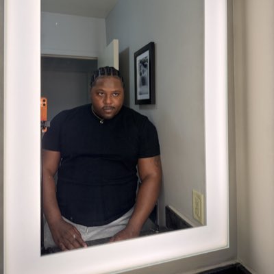 UKnowItsmeB's tweet photo. #NewProfilePic https://t.co/UHPyGSgO16