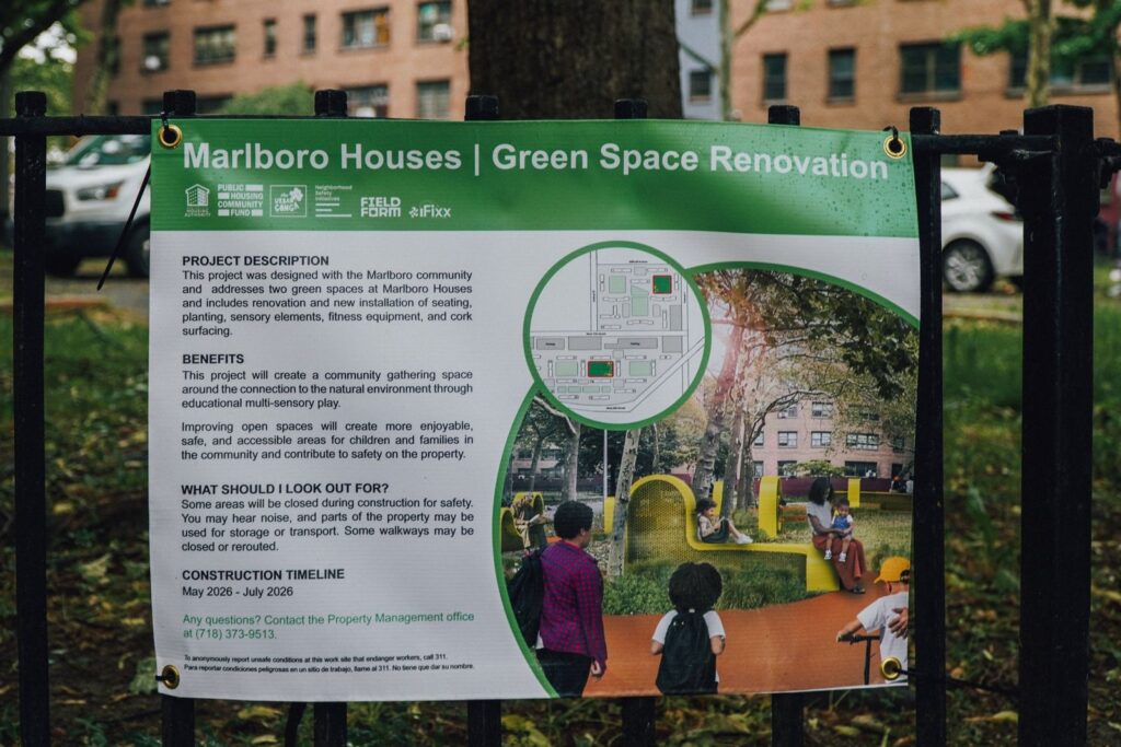 NYCHA's tweet photo. .@NYCHA, @communityfundny &amp; Partners broke ground on a $500K resident-led open space project at Marlboro Houses! CEO Lisa Bova-Hiatt notes it shows "what is possible when residents are placed at the center."  

Story: https://t.co/2XODjOjzSF https://t.co/8OTMAWrrnG