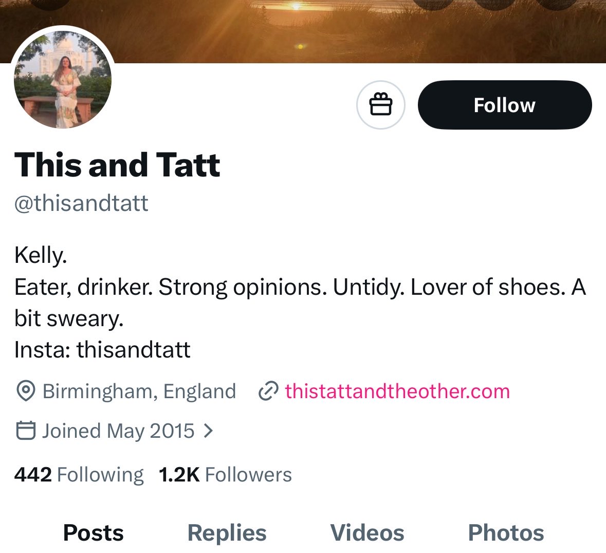 HAZ_VAL_'s tweet photo. You’re telling me you have ‘strong opinions’ and you’re a ‘bit sweary’? I would wager you’re also ‘fluent in sarcastic’ https://t.co/52xBIkY1yH