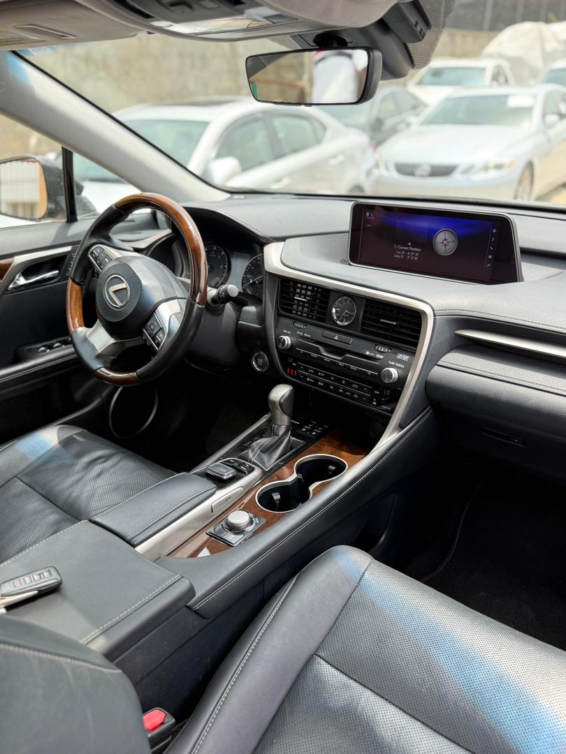 softcarsng's tweet photo. 🇺🇸 LEXUS RX350 2017
Foreign Used-Direct Tokunbo[026 Duty]Accident Free-360°Cam
📍Lagos 🔖 39m

☎️08031855810
FOLLOW
WhatsApp Channel
https://t.co/DUoydWD1mW

YouTube Channel 
https://t.co/zNIXilYia8

Facebook Page
https://t.co/3RGI4fO1ZO

Telegram Channel
https://t.co/E2jN1B6n1V https://t.co/AWIQx2TSUx