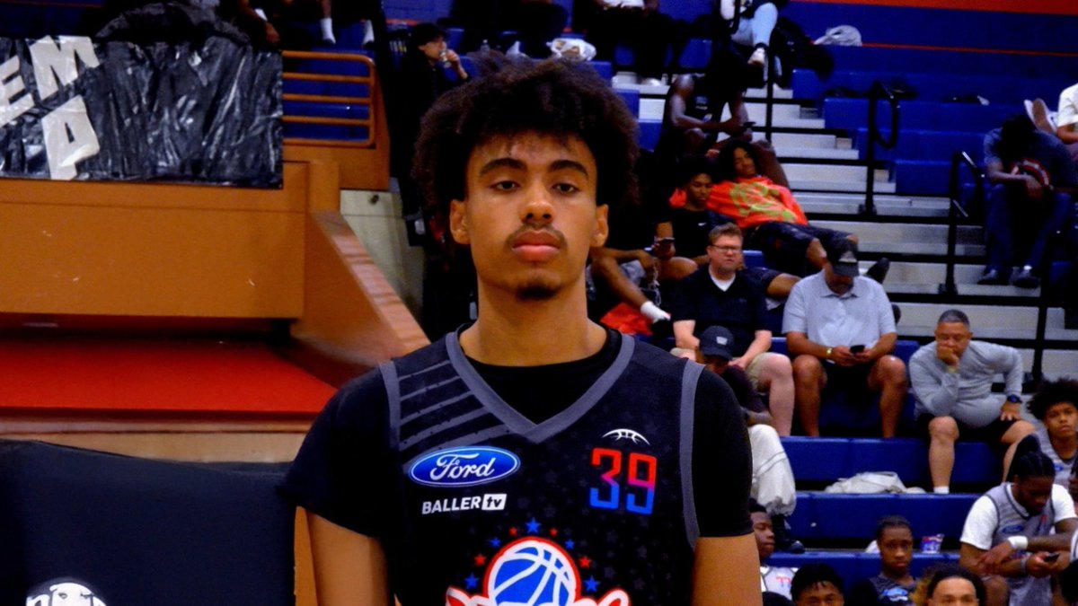 Devin_Ugland's tweet photo. Pangos All-American Camp: The California-based guard play was strong, highlighted by the all-around savvy of JJ Sati-Grier, versatility of Josiah Nance, smooth feel of Mehki Robertson, 3pt shooting of Zaire Rasshan &amp; more.

Full breakdown on Prep Hoops: https://t.co/PqwT9oKZBf https://t.co/esR1B0WAnt