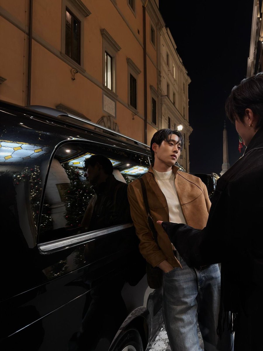 flowerests's tweet photo. 🚬 https://t.co/2t5hCNuRv9