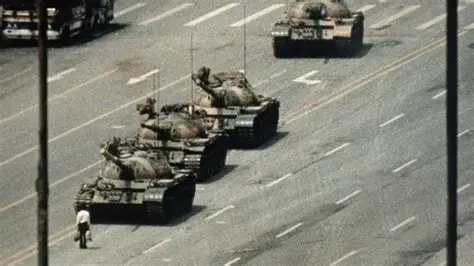 massimo_tw's tweet photo. Oggi ricorre il 37esimo anniversario della strage di piazza Tiananmen a Pechino da parte del partito comunista cinese.

Curioso vedere come i tanti profili comunistoidi su X dalla facile morale e i nostri vergognosi mass-media omettano il ricordo di questo storico avvenimento.🤦‍♂️ https://t.co/fbH1LzXXtV