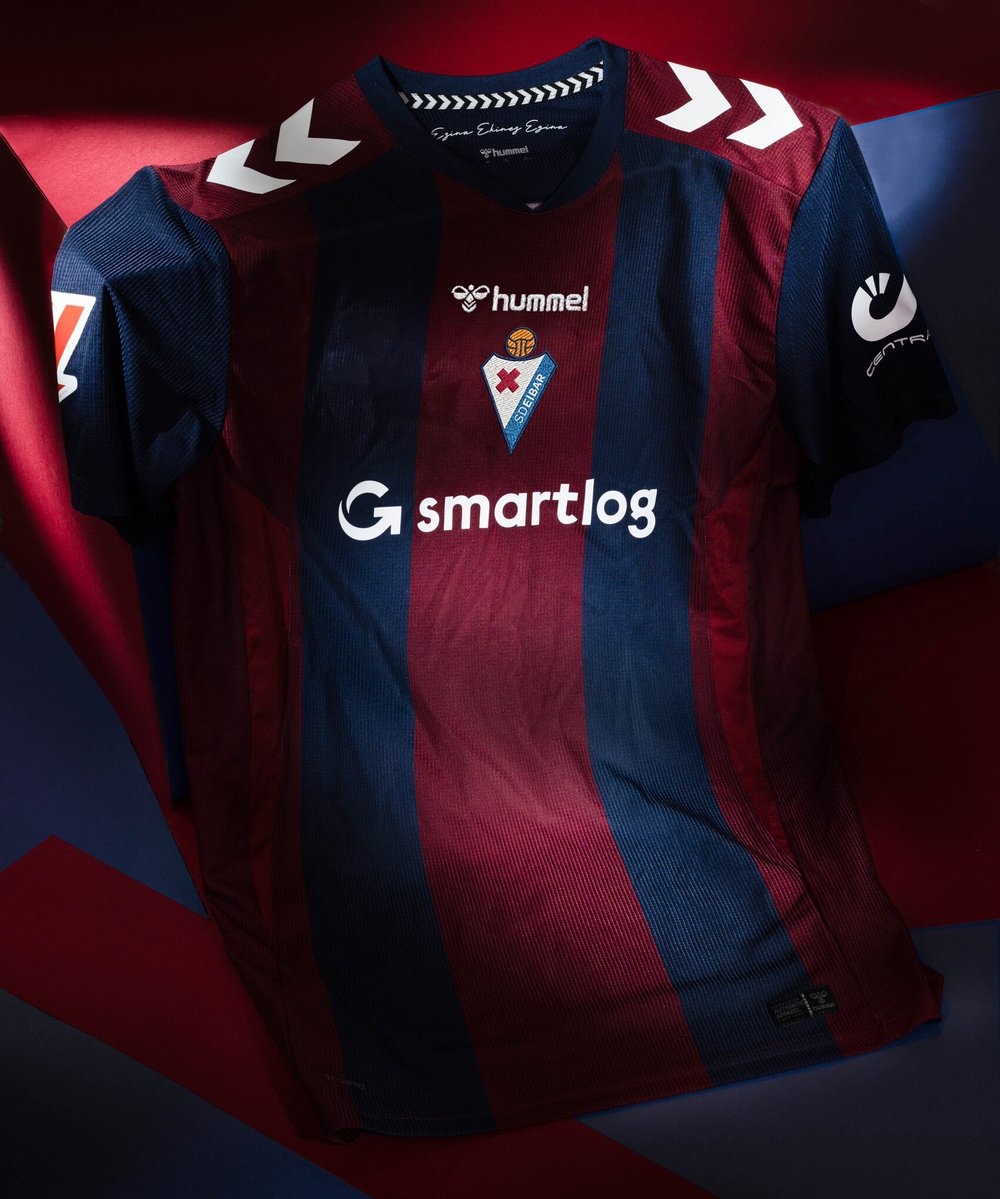 DavidDesigns2's tweet photo. @BorjaIglesias_ Y aquí un edit exprés de como podría ser con el Hummel centrado 🎨💻 https://t.co/lZRsvcajFn