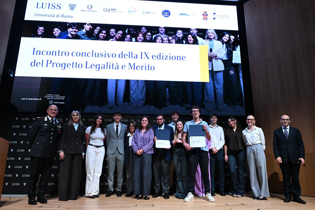 UniLUISS's tweet photo. Si è conclusa la IX edizione del progetto Legalità e Merito, ideato dalla Professoressa Paola Severino e promosso dalla #Luiss grazie a un protocollo d’intesa con le istituzioni.
Congratulazioni ai progetti vincitori e a tutti gli studenti e le studentesse che hanno partecipato! https://t.co/sb5QJB935b