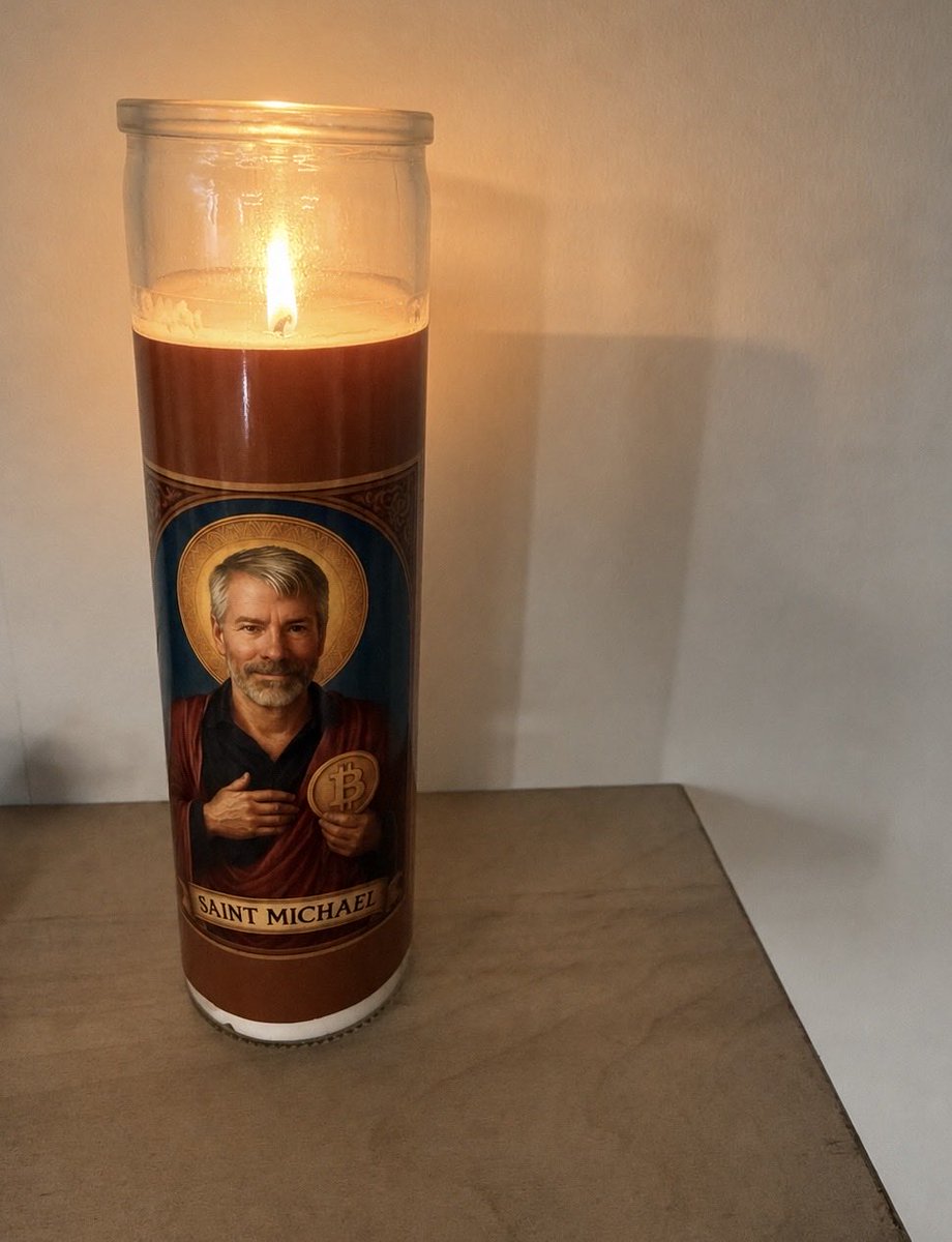 PLYBTN's tweet photo. We’ve seen enough. We’re lighting the candle 🕯️ 🙏🏼 

bitcoin:native https://t.co/ViEAH8wXYQ