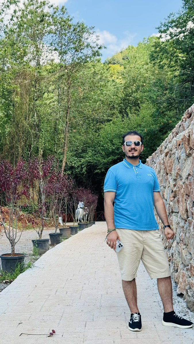 mustafaalkaabe's tweet photo. #نيگـەران👨🏻‍💻
مەبە هەموو شـتێک
بۆ تۆ دێت لە کاتی #گونجاودا☺️
☞❣ℳ🚠🛩️🎒❣️
#لا_تقلق كلُ شيء يأتي أليكَ في وقتة #المناسبْ
___________________
م.م. مصطفى جبار الكعبي https://t.co/mz55kIbxCG