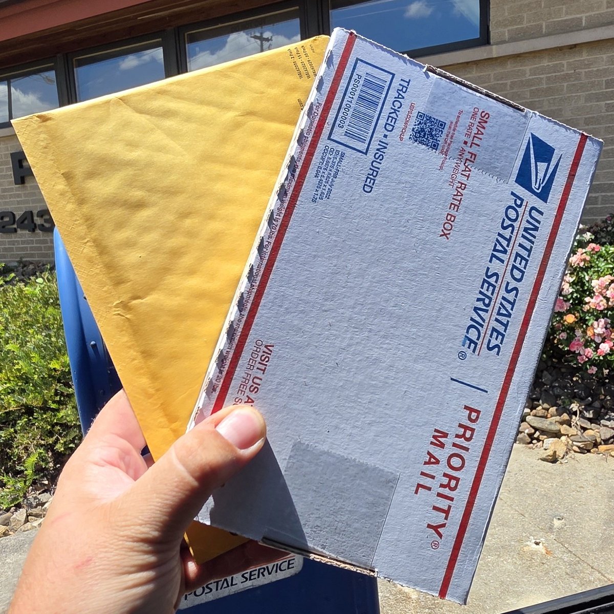 BlueRidGenetics's tweet photo. Morning orders are out! 📦💨 https://t.co/OgnJNXYF0s