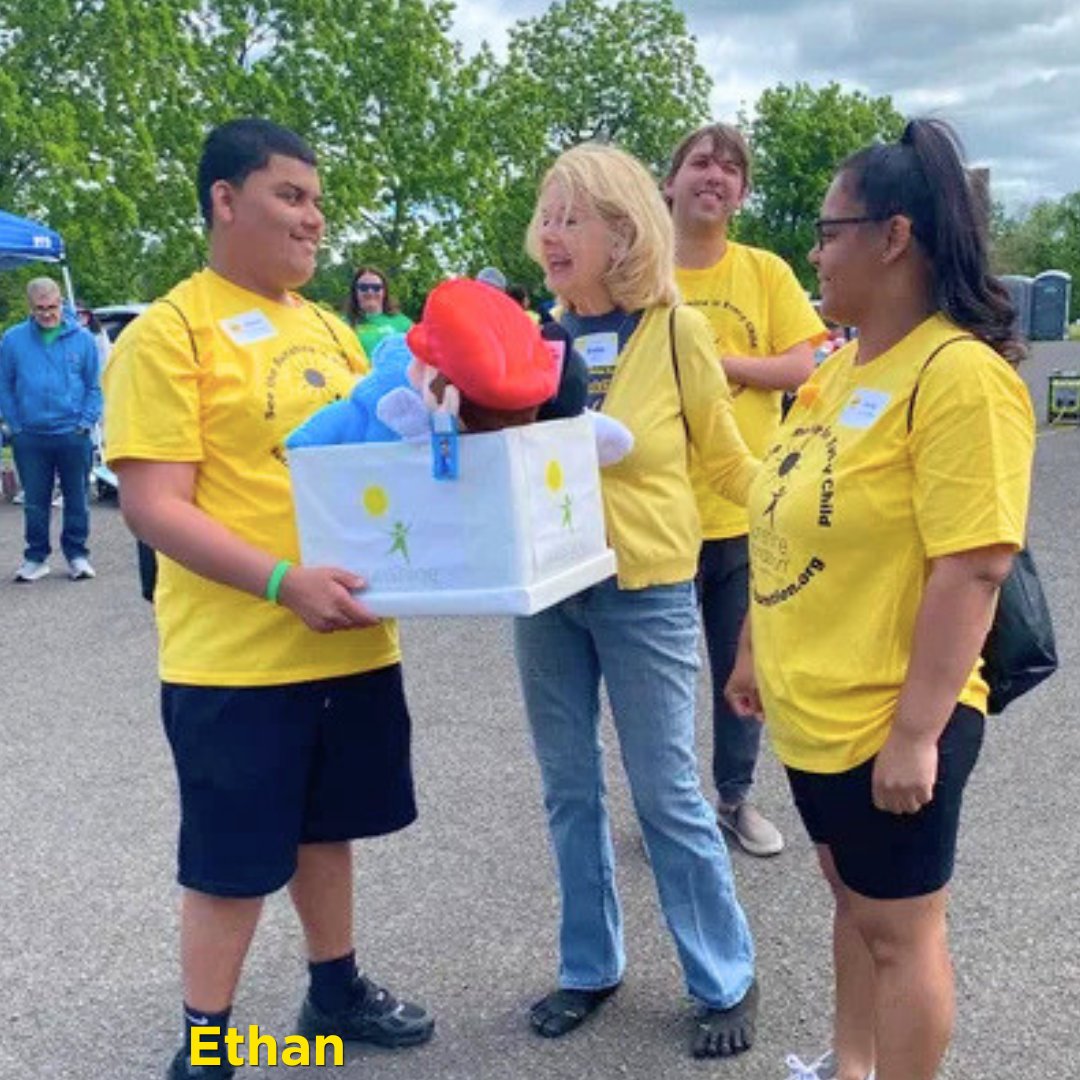 SunFound's tweet photo. Thank you to everyone who ran, walked, volunteered &amp; sponsored #RunWalkBark4Dreams! 💛
It was a beautiful day supporting Ethan, who dreams of visiting @UniversalORL's Epic Universe—and thanks to you, that dream is on its way to coming true! https://t.co/rcBUWttB0z