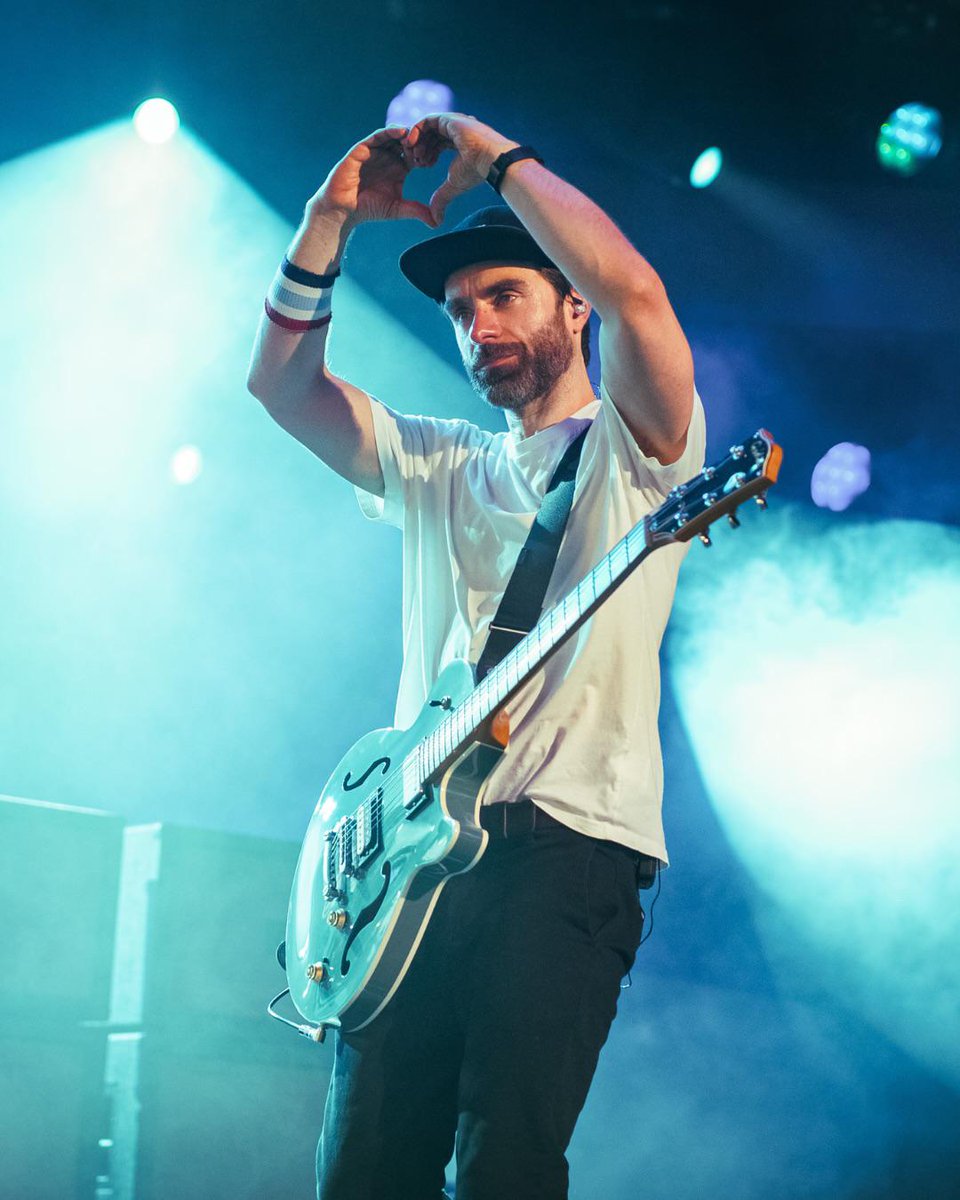 SimplePlan_JP's tweet photo. 🎂HAPPY BIRTHDAY🎂
                Seb🥳

本日はSebastianの誕生日です🎈
Instagramにメッセージ送ってくださいね🙏
https://t.co/MYDFUi9eqn

#SimplePlan #シンプルプラン https://t.co/G3TAjzbEAH