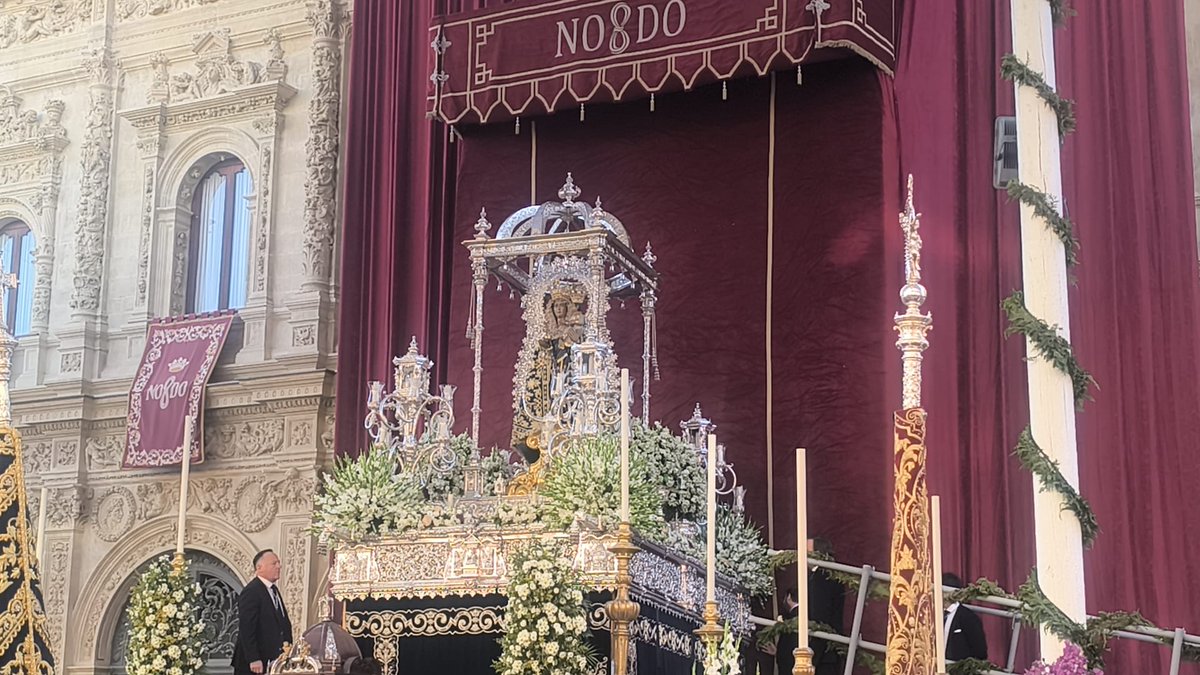 InriInformacion's tweet photo. [#DirectoINRI]

🔵 Los sones de @BandaMairena para el inicio de la procesión de regreso de la Virgen la Hiniesta Gloriosa @HdadHiniesta #TDSCofrade 

📷📹 @barrera_52 https://t.co/8s57HbnDu8