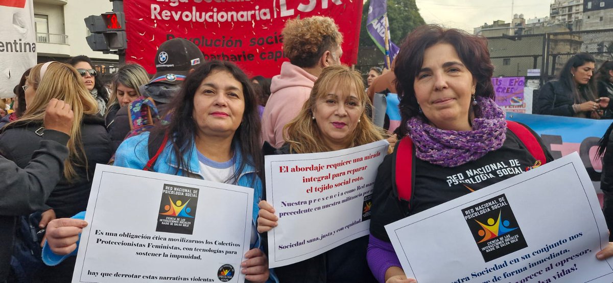 lde_ps's tweet photo. Participamos de la marcha por NI UNA MENOS y todos los días militamos en contra de la violencia contra niñas, adolescentes y mujeres  JUSTICIA  por todas las victimas de femicidio.

@LinaresCarlosCR https://t.co/4iilarFMQ3