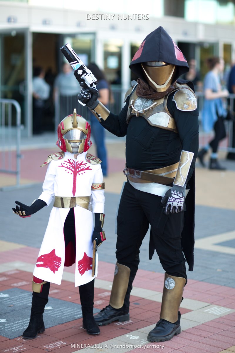 Cinders2009's tweet photo. Just hit the anime con floor! Found my favorite character’s merch and took too many selfies with cosplayers—today’s perfect , https://t.co/bHTtkdFisp