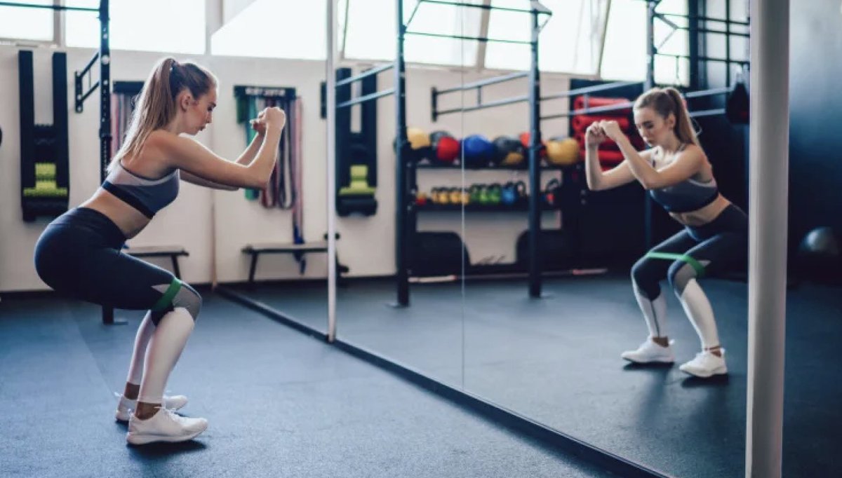 FitnessHacks101's tweet photo. Ready to level up your warm-up? Discover the 10 best mini band exercises to boost your strength, mobility, and performance—perfect for any fitness level! Check out the full guide: https://t.co/qnBU9dbMz2
#MiniBandWorkout #StrengthTraining #WarmUp #HomeWorkout #FitnessHacks101 #GetFit #Exercise #Wellness #HealthyLifestyle #FitFam #NoExcuses #Training #Active #Sweat #Mobility #WorkoutTips #GymMotivation #StayActive #FitnessMotivation #Transformation