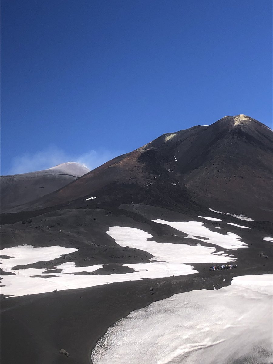 aainiesta's tweet photo. Sicilia. Catania. Etna https://t.co/z0eCxfSaLr