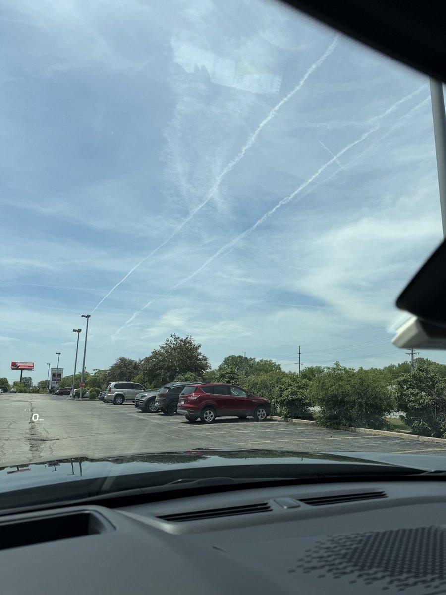 Barbiesnustep's tweet photo. @GovBraun Dear sir please stop the weather altering planes over the Valparaiso Indiana area. This happens on a weekly basis. Beautiful blue skies, then your jets ruin it and we have weather storms and rain. God knows what else is being being put in our air. Thank you. https://t.co/kDgKNdpeGK