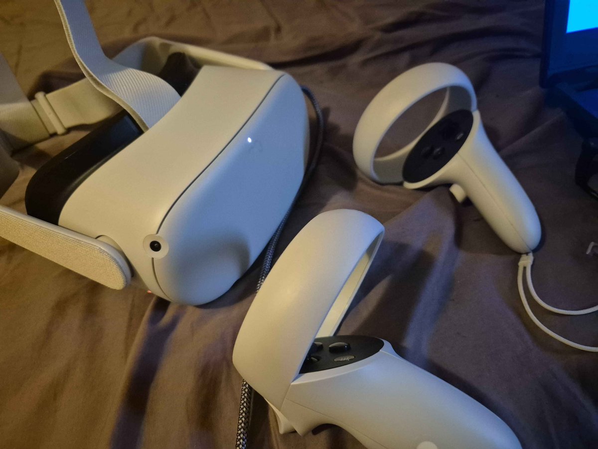 DullDummy's tweet photo. Tomorrow Im gonna be presenting my VRChat paintings, and show people a demonstration on how I do unconventional art by using a VR headset!

Im very excited to show this off to a bunch of people. I am a little nervous, but Im beyond excited to show off what I can do to people.
I really hope I can inspire people to try and find creative ways to make art not only threw VR, but also looking around your surroundings and thinking ''What if...'' instead of crossing it off as impossible.

I'll tell you everything about it after tomorrow! <3
Im SO ready for this!