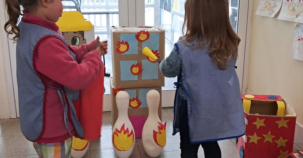 MuniJoseCPaz's tweet photo. Por el Día de los Bomberos los niños y niñas de los centros de la niñez y la primera infancia realizaron una actividad para conocer y valorar la importante labor que desempeñan los Bomberos voluntarios. https://t.co/yEmgzrfTHX