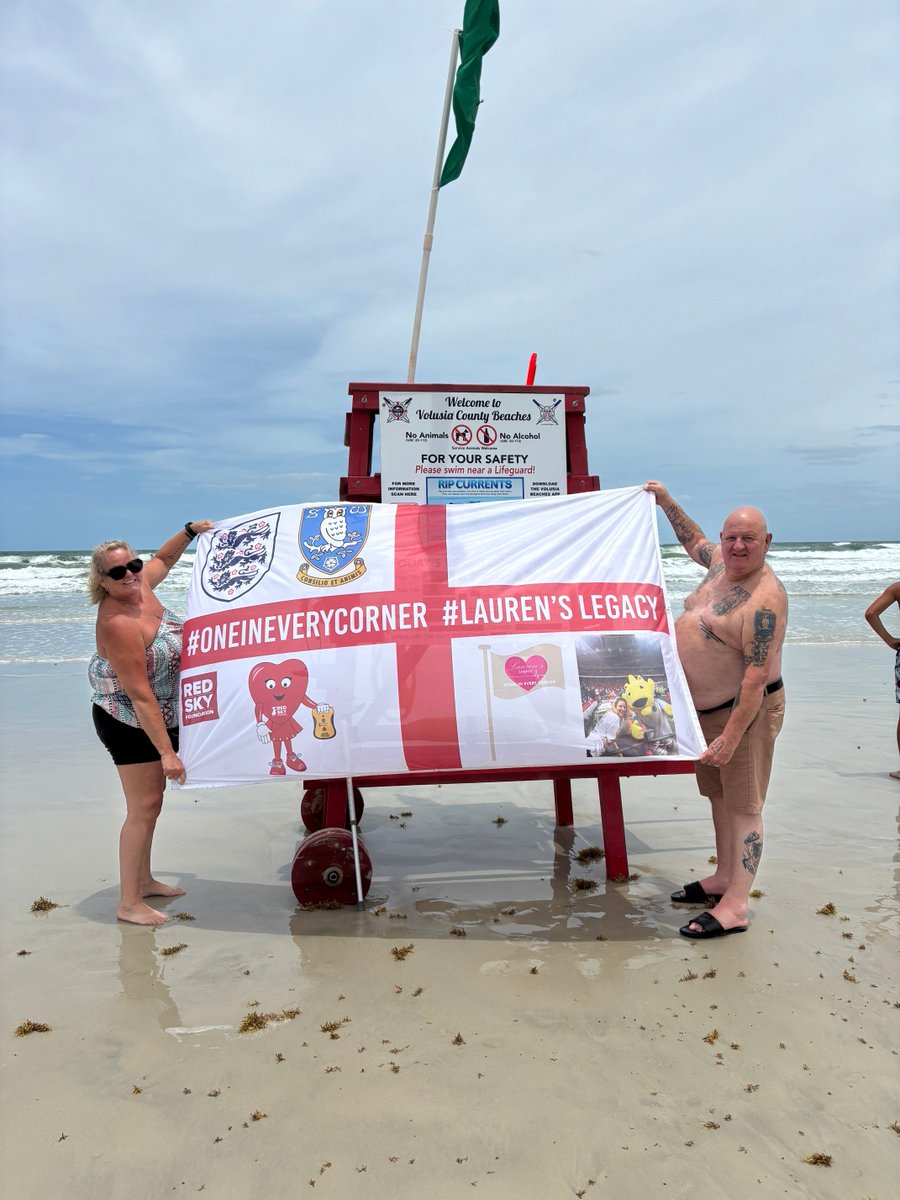 Tango1867's tweet photo. Daytona beach , Flying the flag , England in America World Cup duty ,Best Hobby In The world , Spreading The Gospel GSTK 🏴󠁧󠁢󠁥󠁮󠁧󠁿🏴󠁧󠁢󠁥󠁮󠁧󠁿🏴󠁧󠁢󠁥󠁮󠁧󠁿🦁🦁🦁 https://t.co/PTo4a33dre