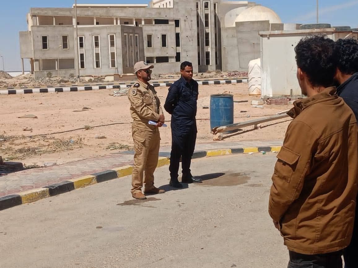 rgowans's tweet photo. #Libya 04.06.26 - DCIM repatriated from Shahhat Immigration Detention Center 33 #migrants of Egyptian nationality via Emsaed land border crossing. #migrantcrisis #DontTakeToTheSea #seenotrettung #Frontex https://t.co/CdHFsfyEBm