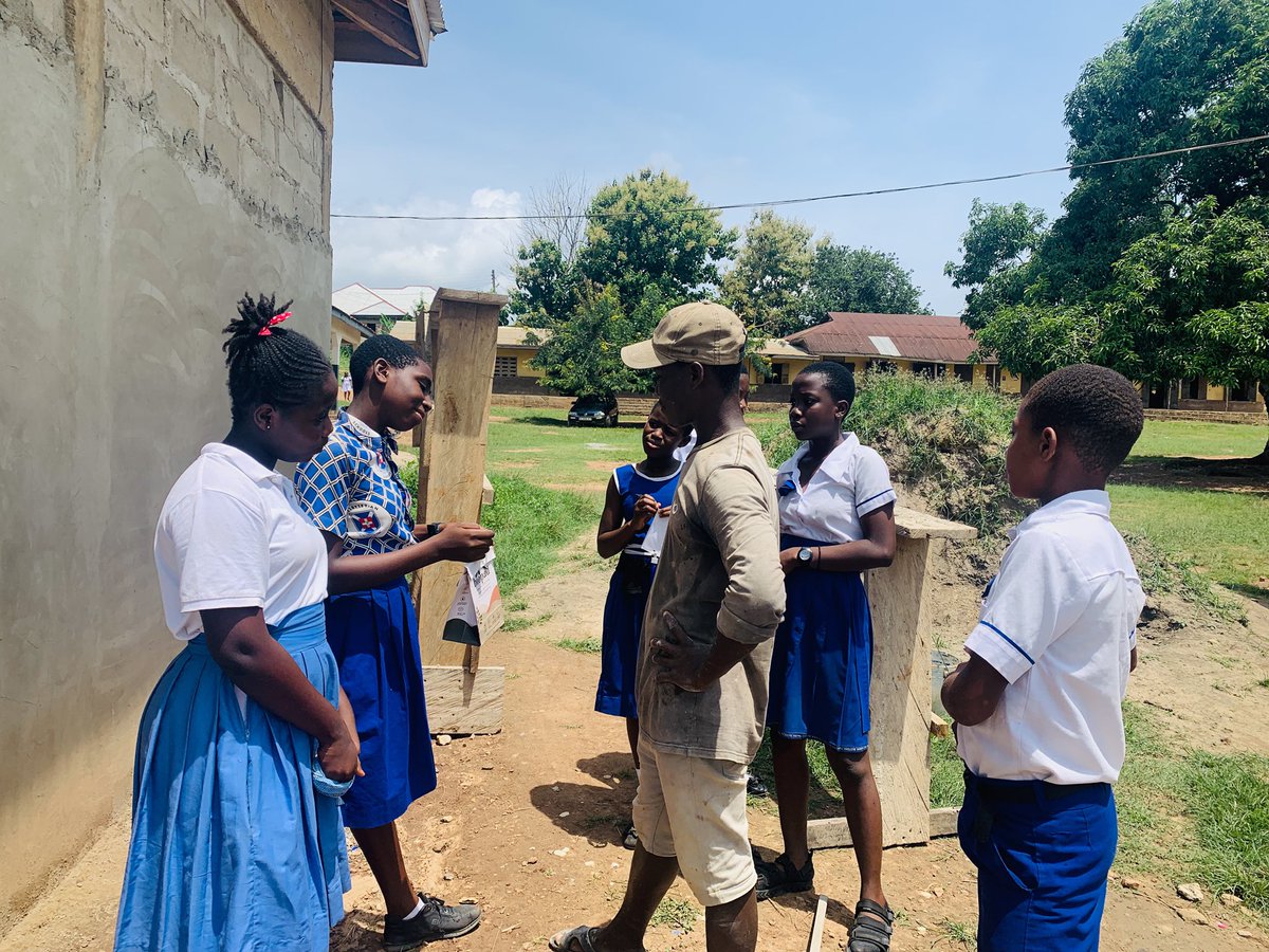 BiologyBri51873's tweet photo. @BiologyBri51873 team visited a construction site to introduce our market-ready #Biopad innovation in the @GSTEP_GH challenge for 2026.

We discussed its packaging, affordability, and how customers can easily identify it. 
#GSTEPChallenge #GSTEP2026 #STEMwithoutborders #GSTEP https://t.co/e3we4NzZe4