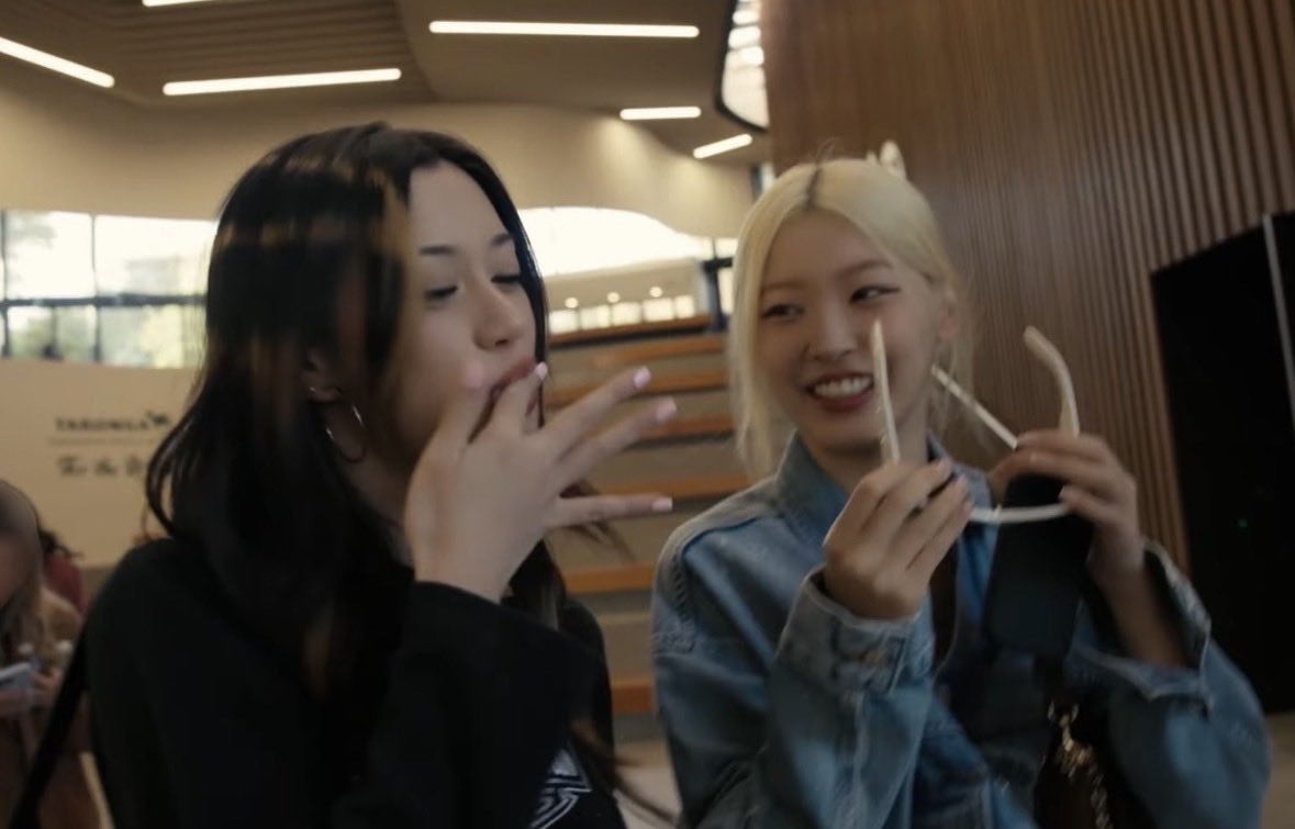 meiyokbxd's tweet photo. se separar essas duas elas explodem ctz https://t.co/sdUAGGjkGx